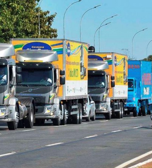 Governo lança programa para ampliar renda de caminhoneiros.