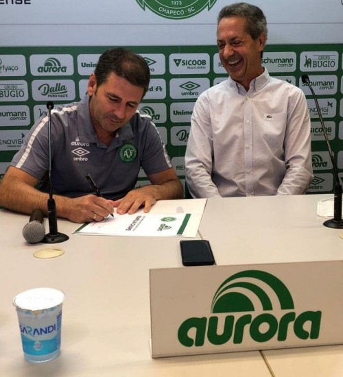 Chapecoense e Aurora renovam patrocínio para 2022.