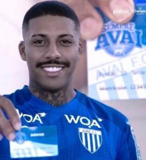 Jean Pyerre é anunciado oficialmente pelo Avaí.