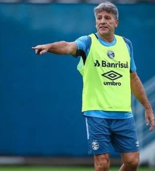 Grêmio prega serenidade para conter turbulências na temporada.