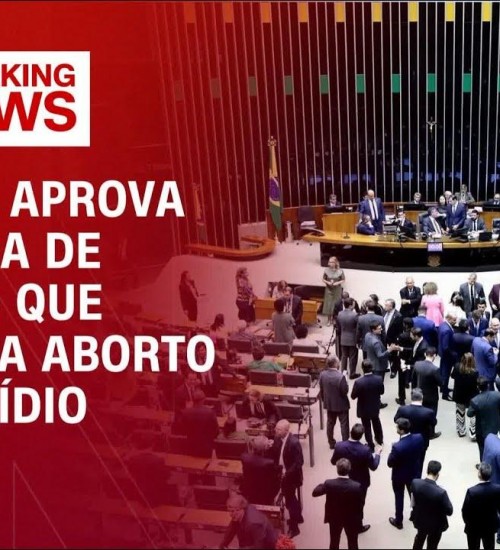 Câmara aprova urgência de projeto que equipara aborto realizado após 22 semanas a homicídio.