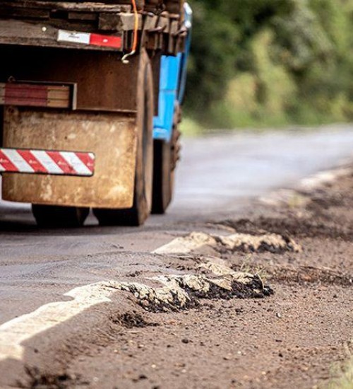 DNIT lança licitação para recuperar BR-282 entre SMO e Maravilha