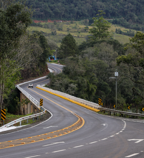 Jorginho Mello inaugura trecho restaurado da SC-283 entre Chapecó e Arvoredo