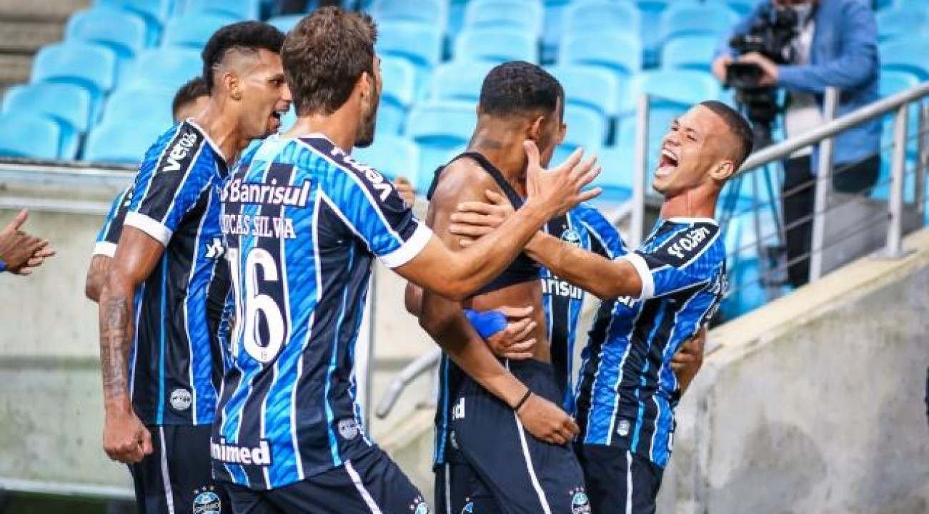 Com Gol De Léo Chú No Fim Grêmio Vence O Gre Nal 430 Pelo Gauchão Rádio Comunitária Legal Fm 5169