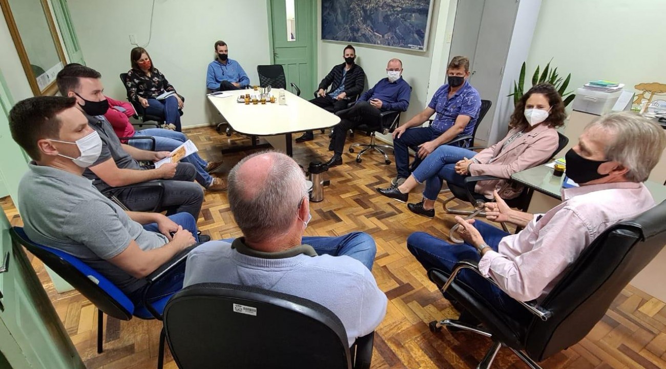 Deputada Marlene Fengler visita Tunápolis.