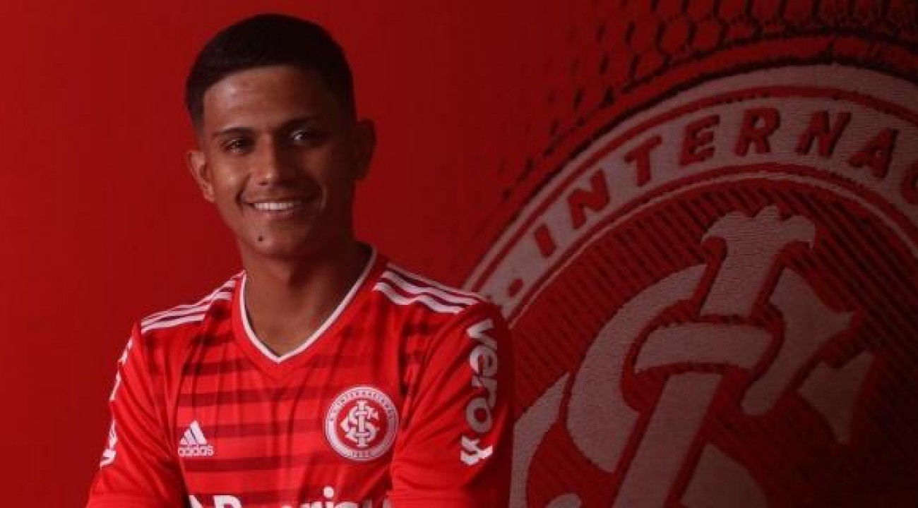 Inter anuncia Gustavo Maia como novo reforço.