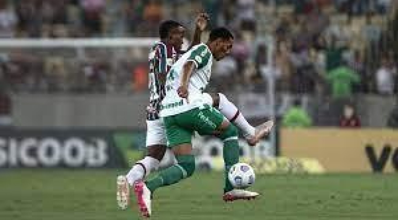 Chapecoense anuncia o atacante Maranhão.