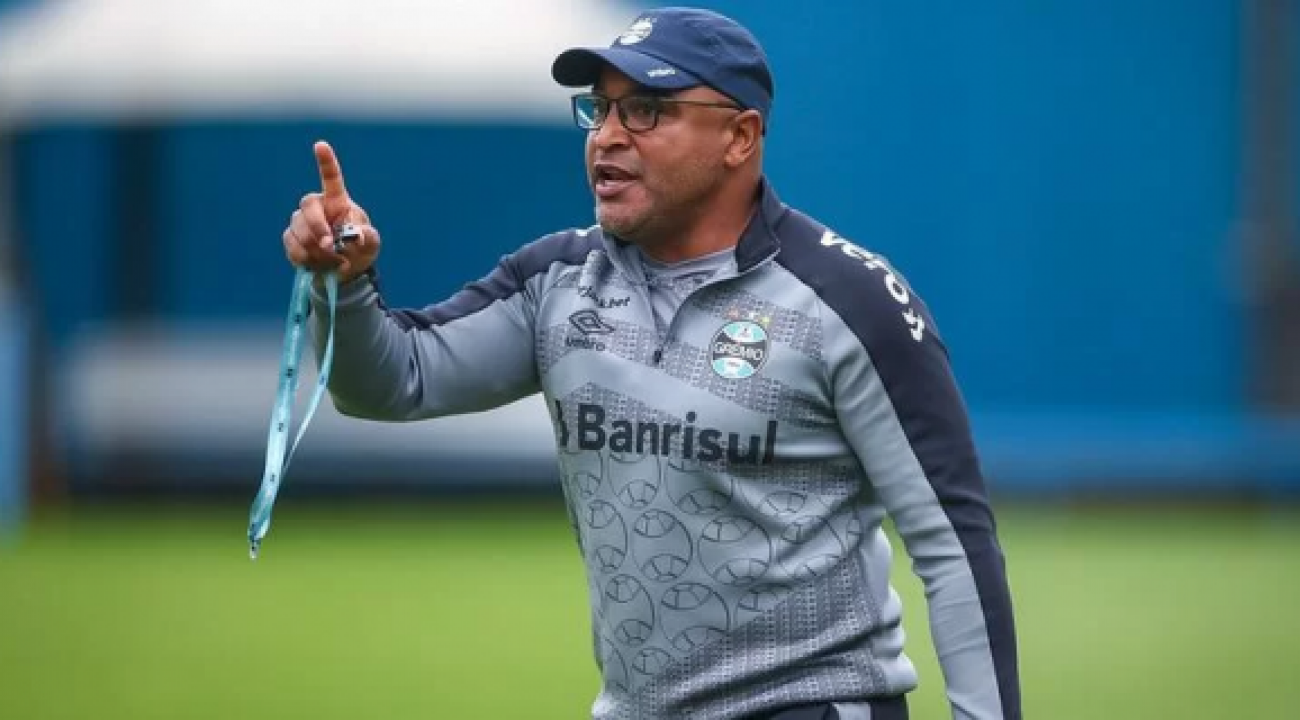 Grêmio pode ter novas mudanças no esquema.