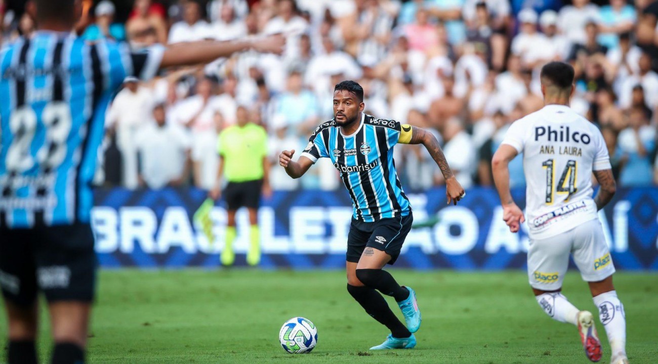 Grêmio terá três desfalques para enfrentar o Cruzeiro.