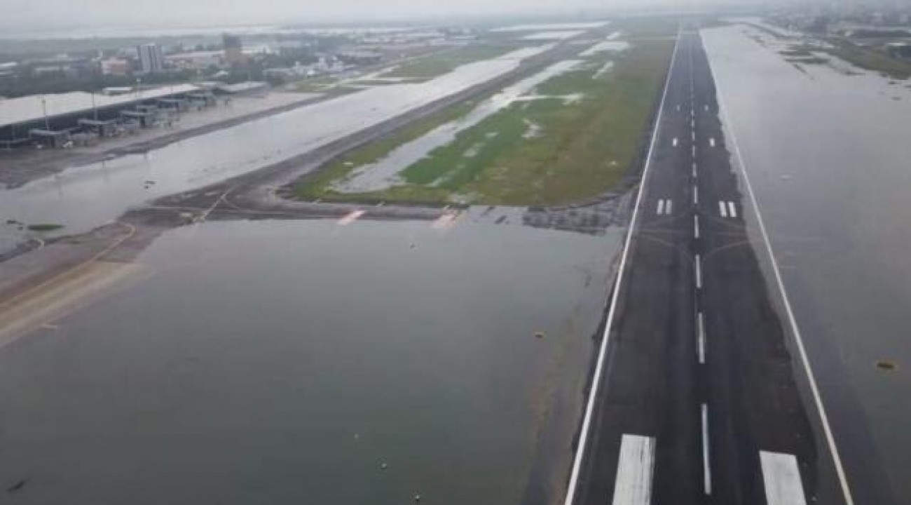 Aeroporto de Porto Alegre deve reabrir apenas no Natal.