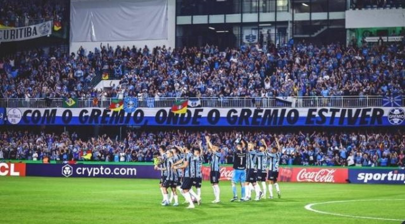 Grêmio terá maratona no Brasileirão e jogo decisivo da Copa do Brasil antes de encarar o Fluminense na Libertadores.