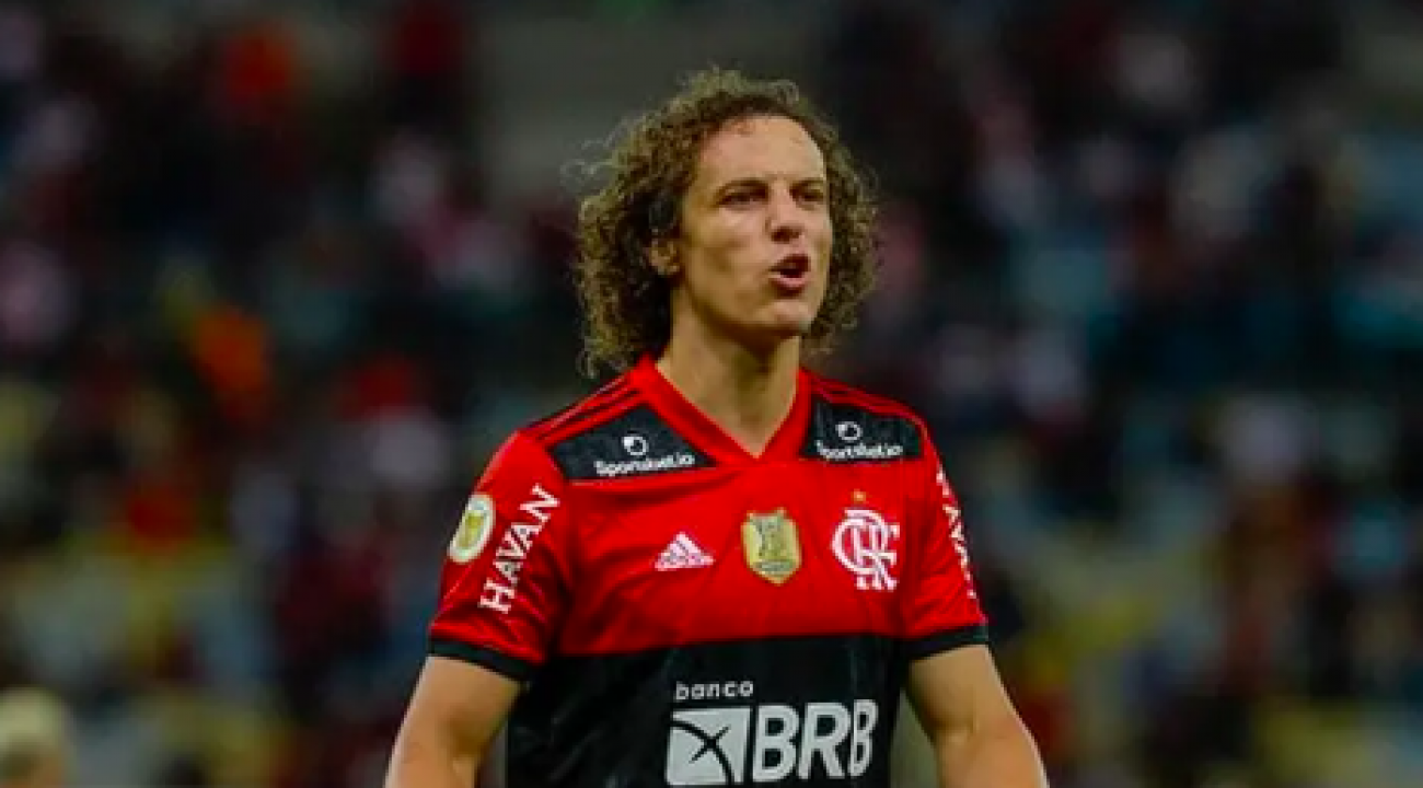 Grêmio abre negociação para contratar David Luiz.